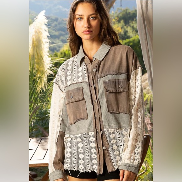 POL | Tops | Large Pol Oversized Contrast Lace Crochet Button Down ...